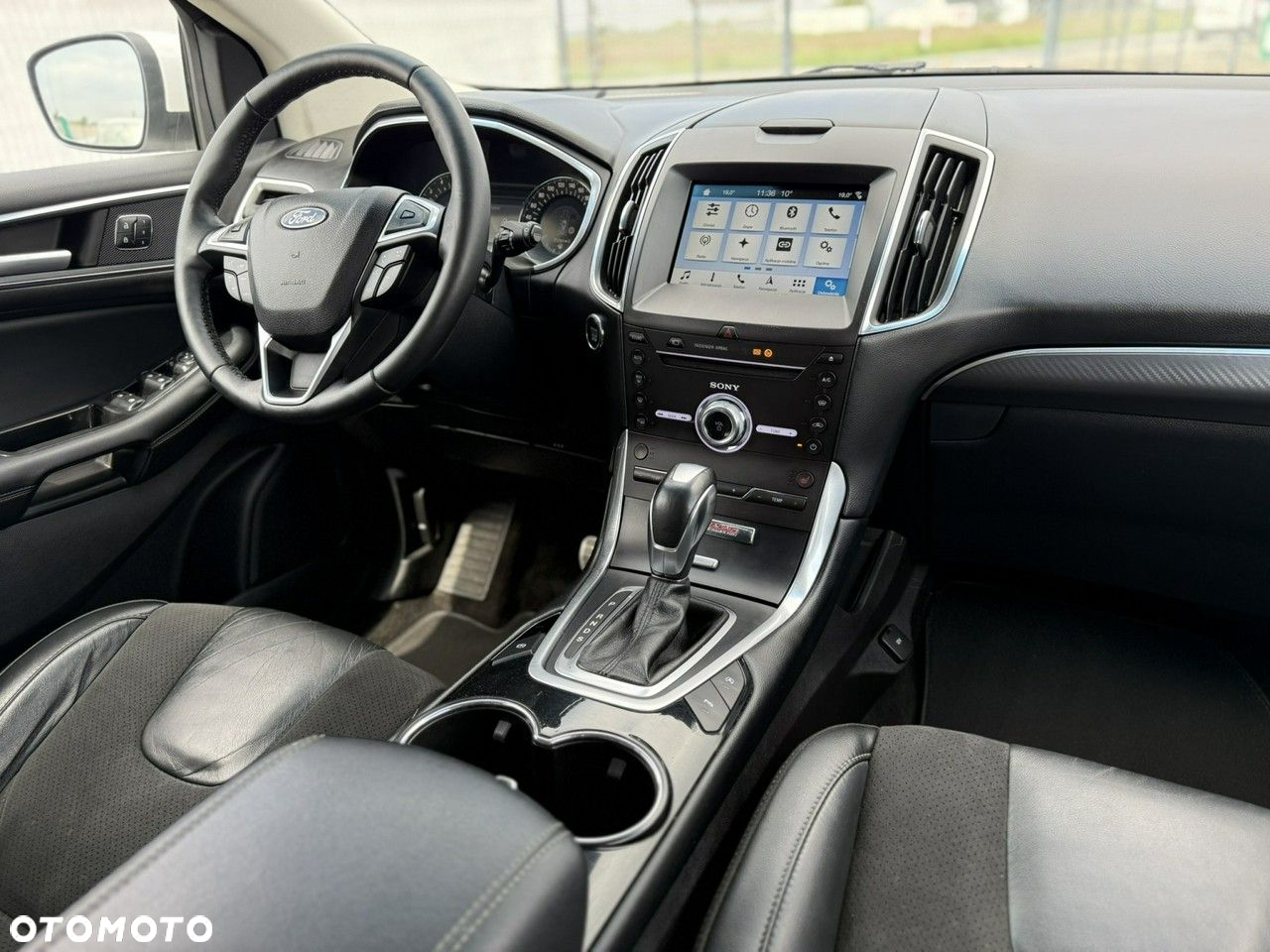 Ford Edge 2.0 TDCi Bi-Turbo 4x4 ST-LINE - 34