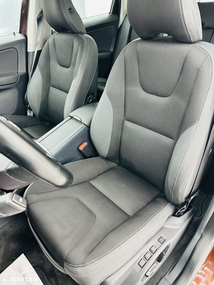 Volvo XC 60 D3 Momentum - 14