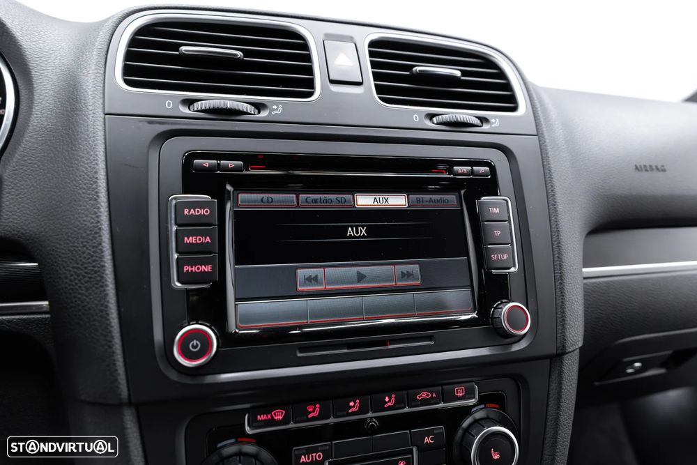VW Golf 2.0 GTI DSG - 33