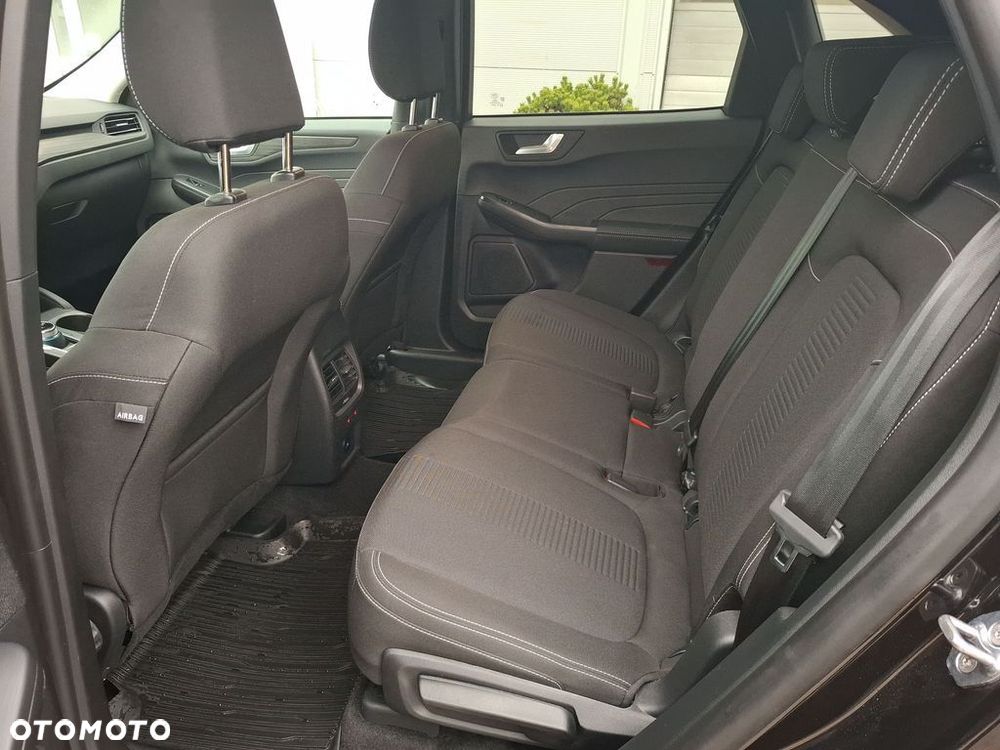 Ford Kuga - 16