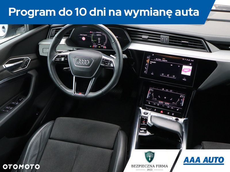 Audi e-tron - 9