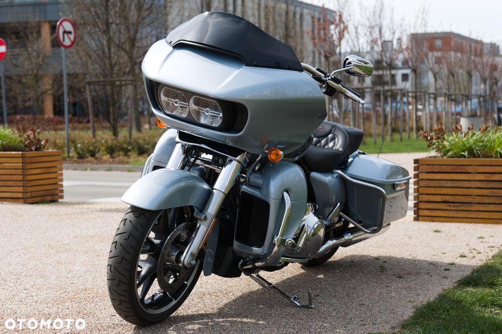 Harley-Davidson Touring Road Glide - 11