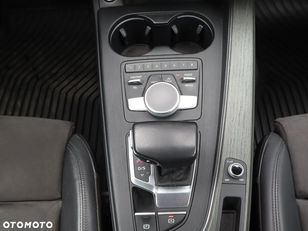 Audi A4 Limousine 40 TFSI Sport S tronic - 21