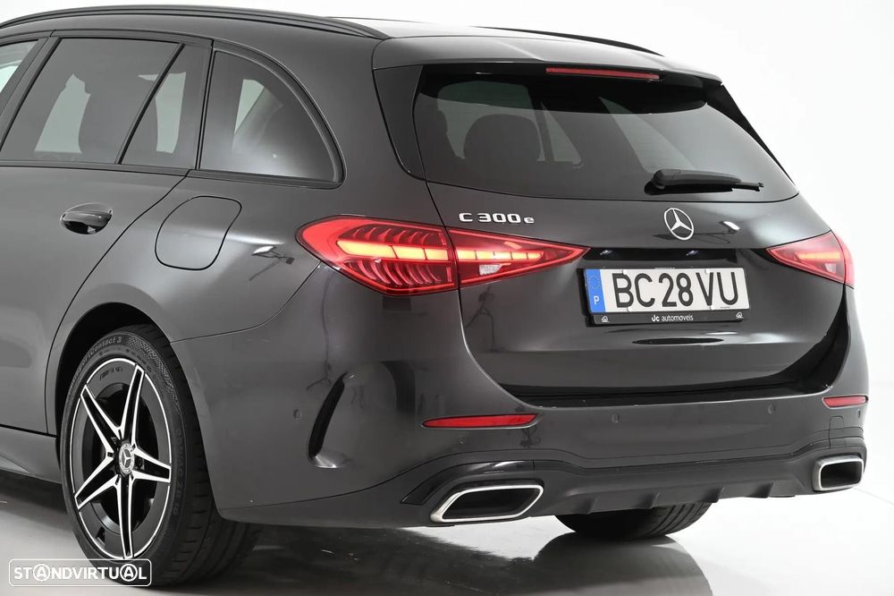 Mercedes-Benz C 300 e AMG Line - 12