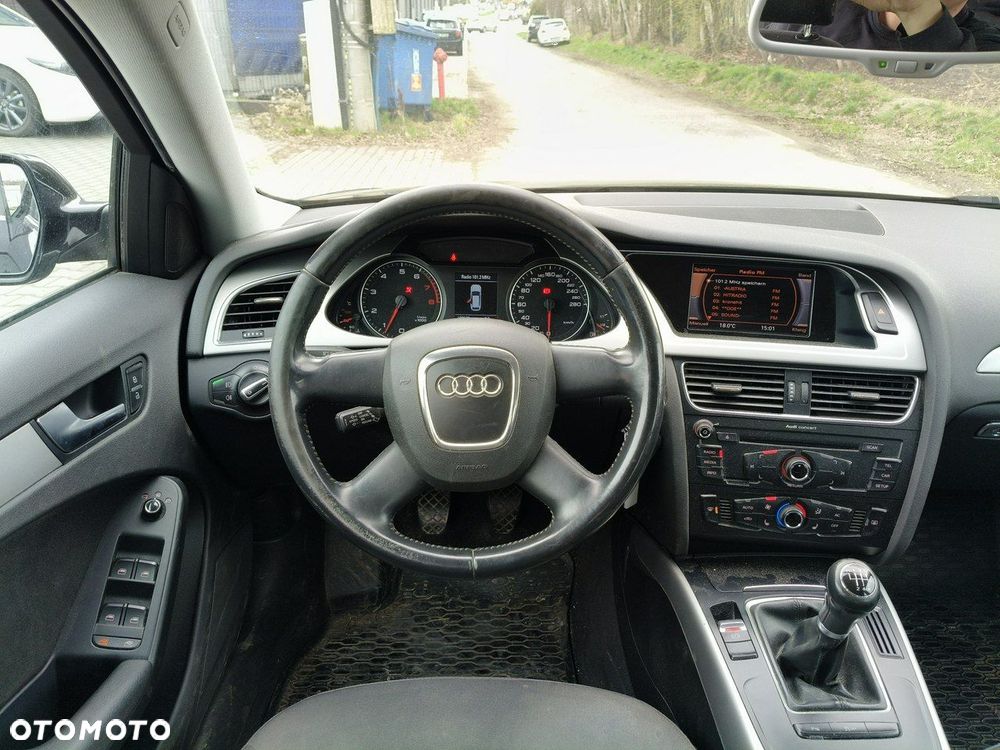 Audi A4 Avant - 16