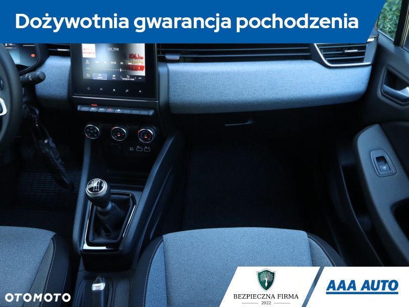Renault Clio - 10
