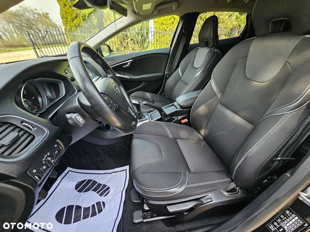 Volvo V40 D2 Ocean Race - 13