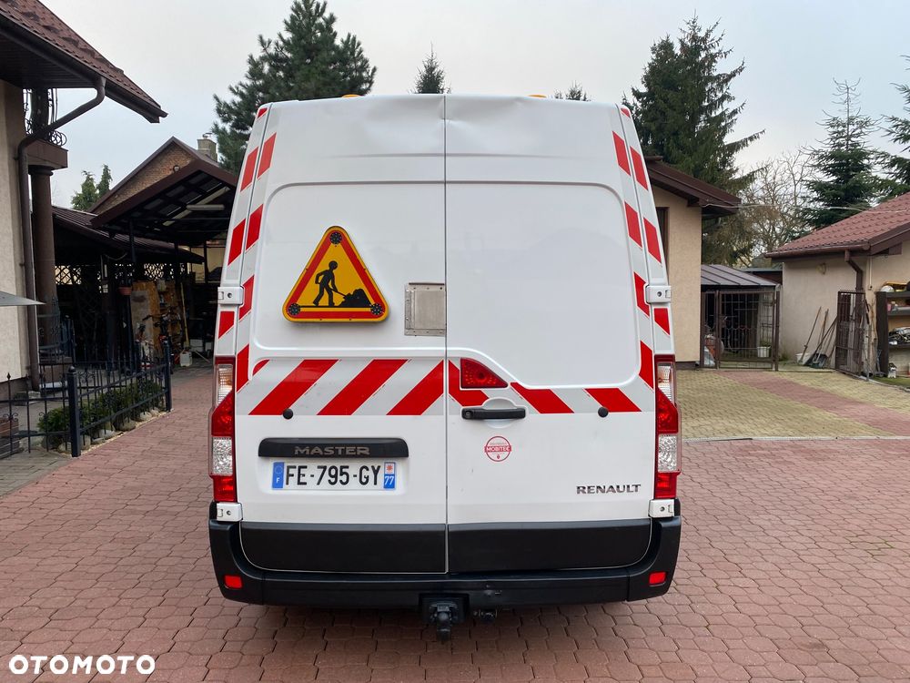 Renault Master L2 H2 warsztat mobilny zasilanie 230V - 6