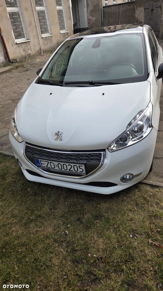 Peugeot 208 82 VTI Allure - 15