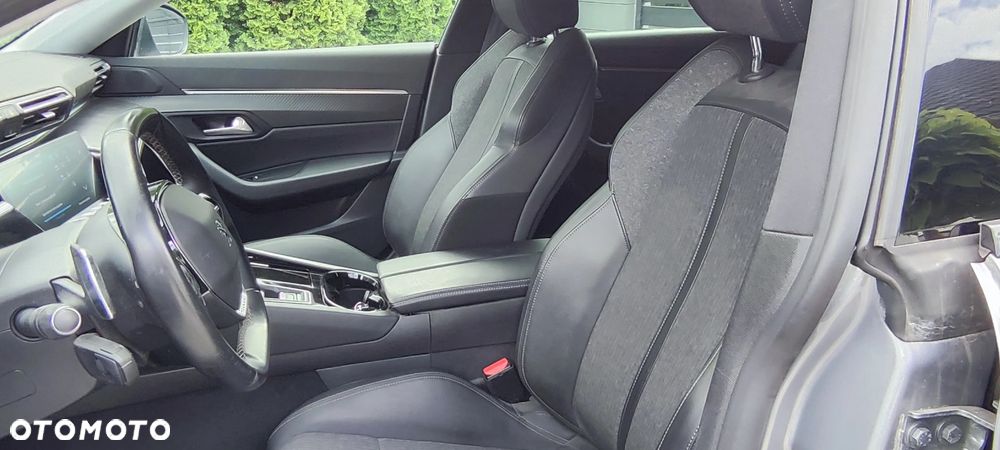 Peugeot 508 BlueHDi 130 EAT8 Allure Pack - 16