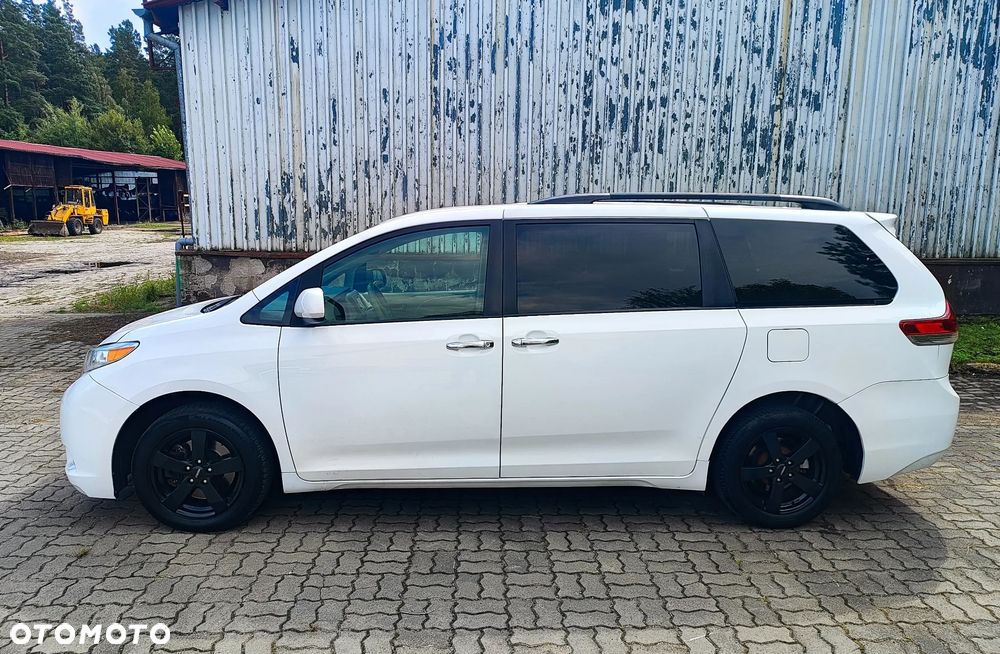 Toyota Sienna 3.5 V6 LE AWD - 5