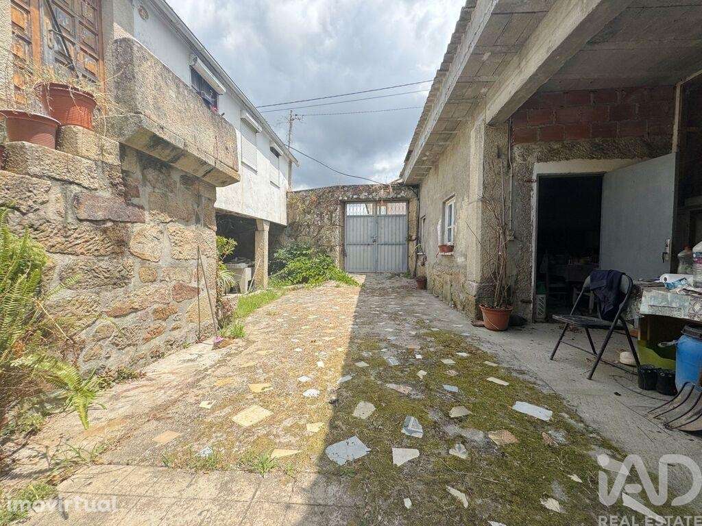 Casa / Villa T3 em Mazedo e Cortes de 200,00 m2 - Grande imagem: 2/15