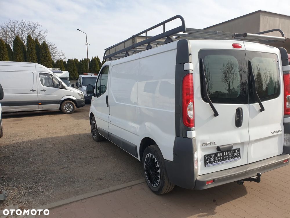 Opel vivaro - 9