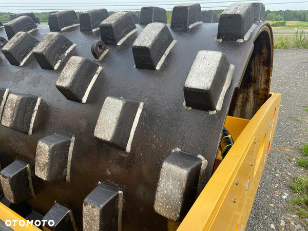 Płaszcz Okołkowany Bomag, Hamm, Volvo, Ammann Kołek
