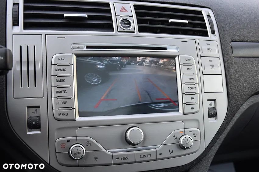 Ford Kuga 2.0 TDCi 4x4 Individual - 28