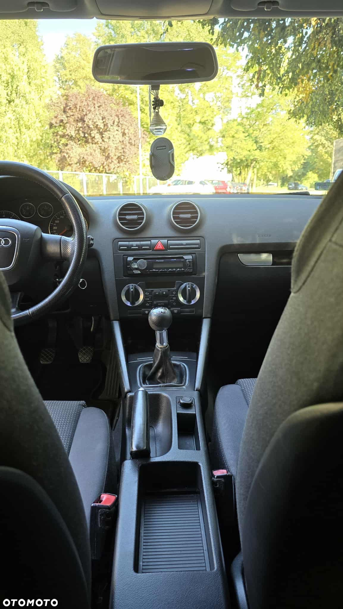 Audi A3 1.6 Attraction - 12
