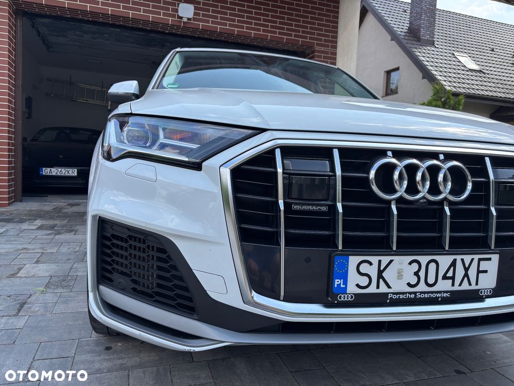 Audi Q7 55 TFSI mHEV Quattro S Line Tiptr - 24