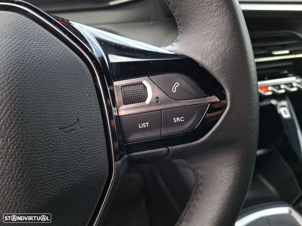 Peugeot 2008 1.2 PureTech Active - 16