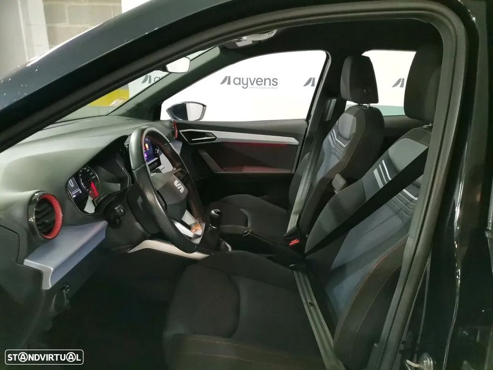 SEAT Arona 1.0 TSI FR - 5