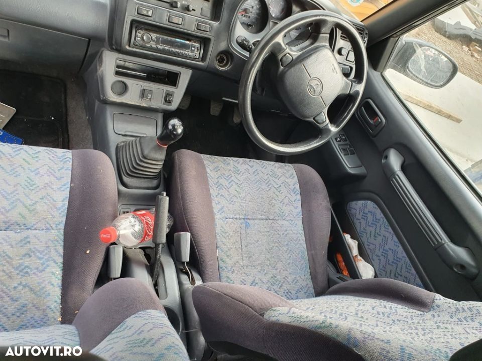 aripa stanga dreapta carenaj fuzeta etrier planetara Toyota Rav 4 motor 2.0 benzina dezmembrez - 5