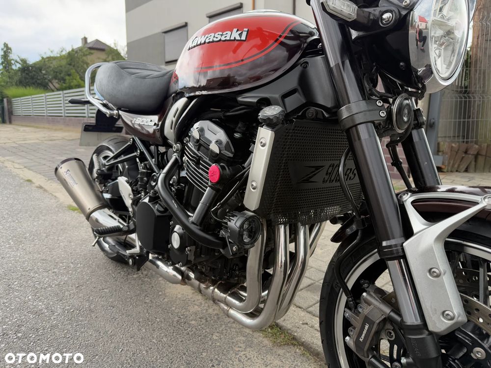 Kawasaki Z 900 RS - 32