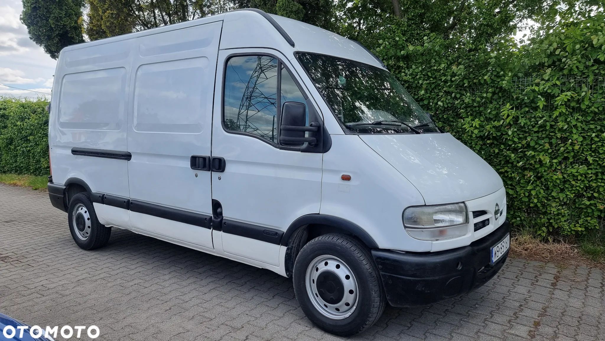Nissan INTERSTAR - 1