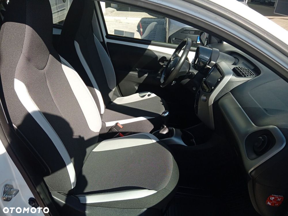 Toyota Aygo - 10