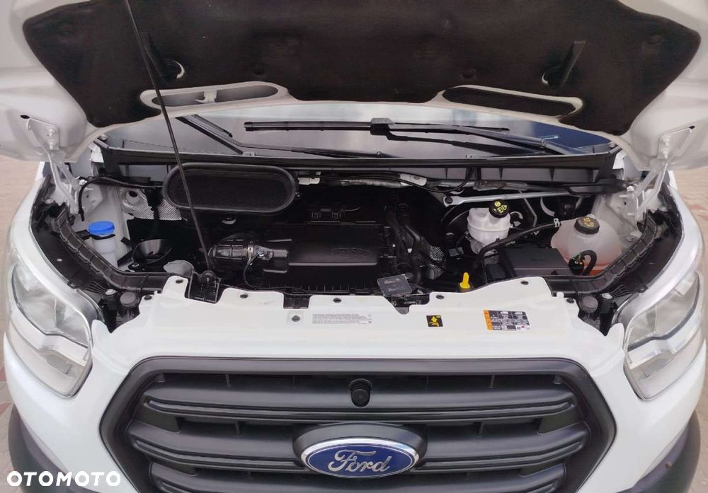 Ford Transit - 32