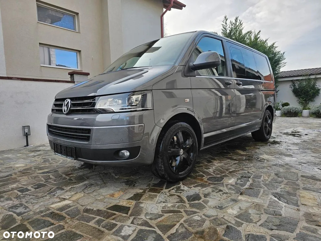 Volkswagen Multivan - 18