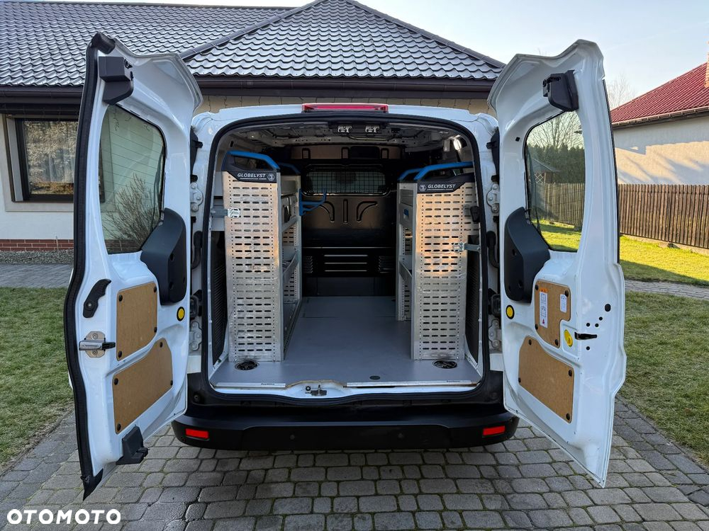 Ford Transit Connect - 8