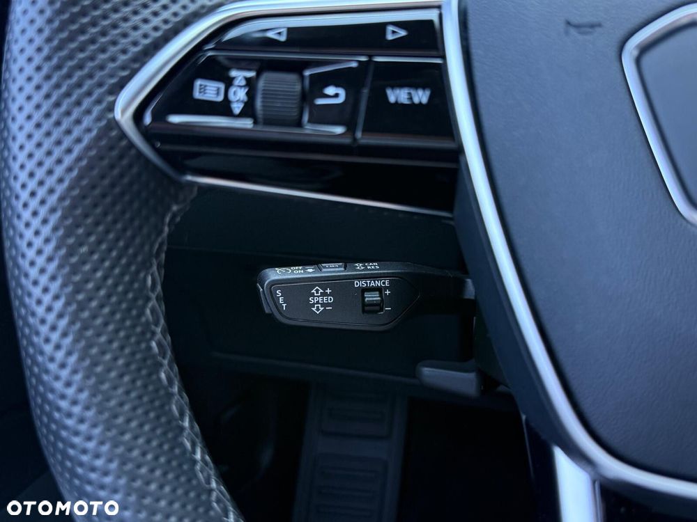 Audi e-tron Sportback - 25