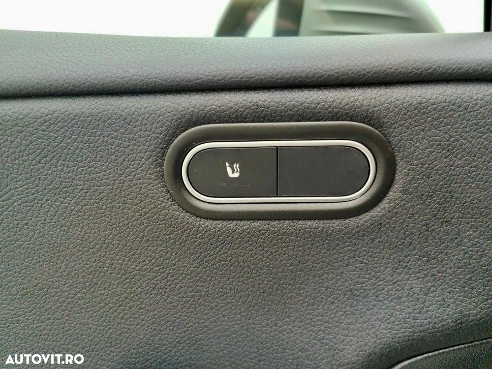 Mercedes-Benz A 180 d 7G-DCT - 12