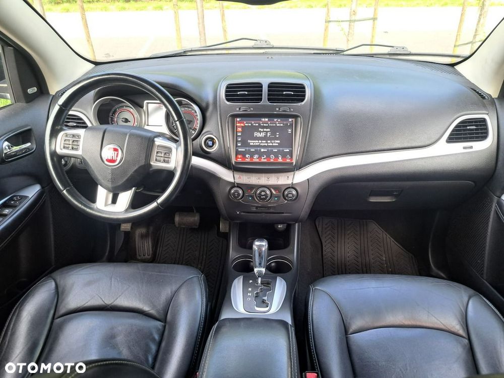 Fiat Freemont 2.0 Multijet 16V DPF Automatik Allrad Lounge - 4