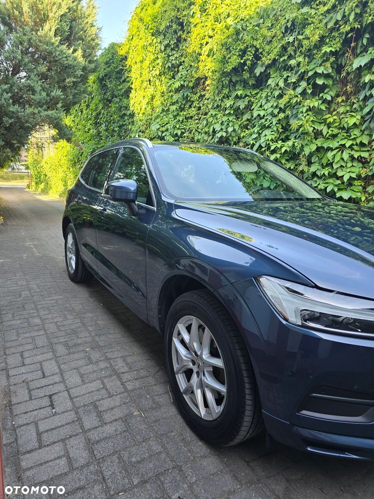 Volvo XC 60 D4 Momentum Pro - 2