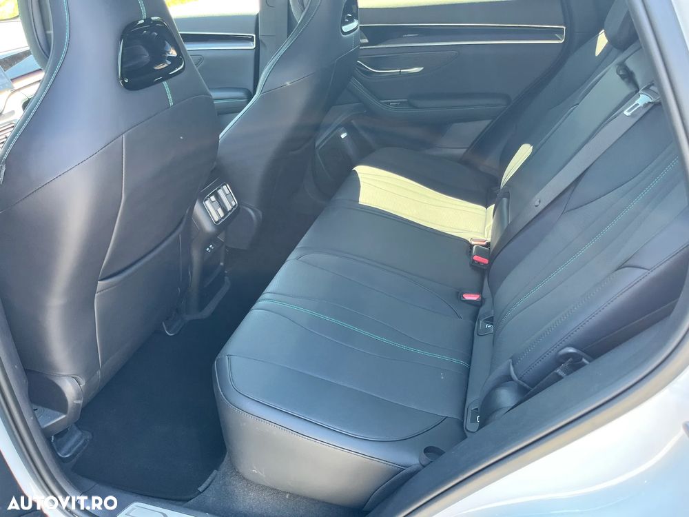 Byd Seal U DM-i PHEV Boost - 12