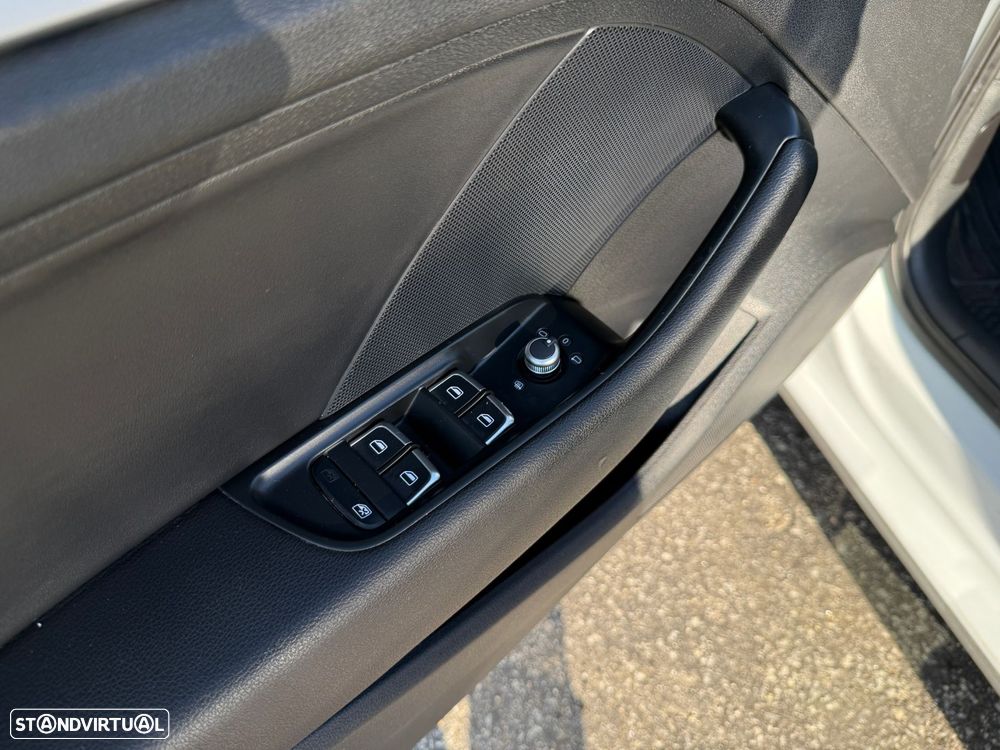 Audi A3 Limousine 1.6 TDI S tronic S line Sport Pack - 22