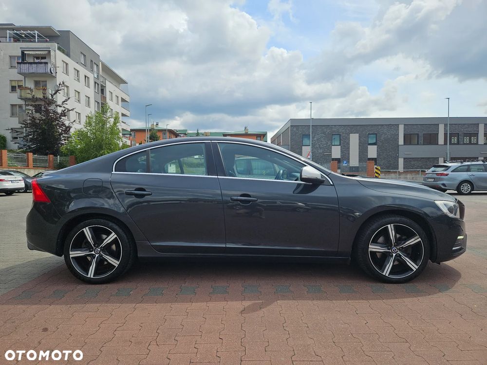 Volvo S60 T3 Drive-E R-Design Momentum - 5