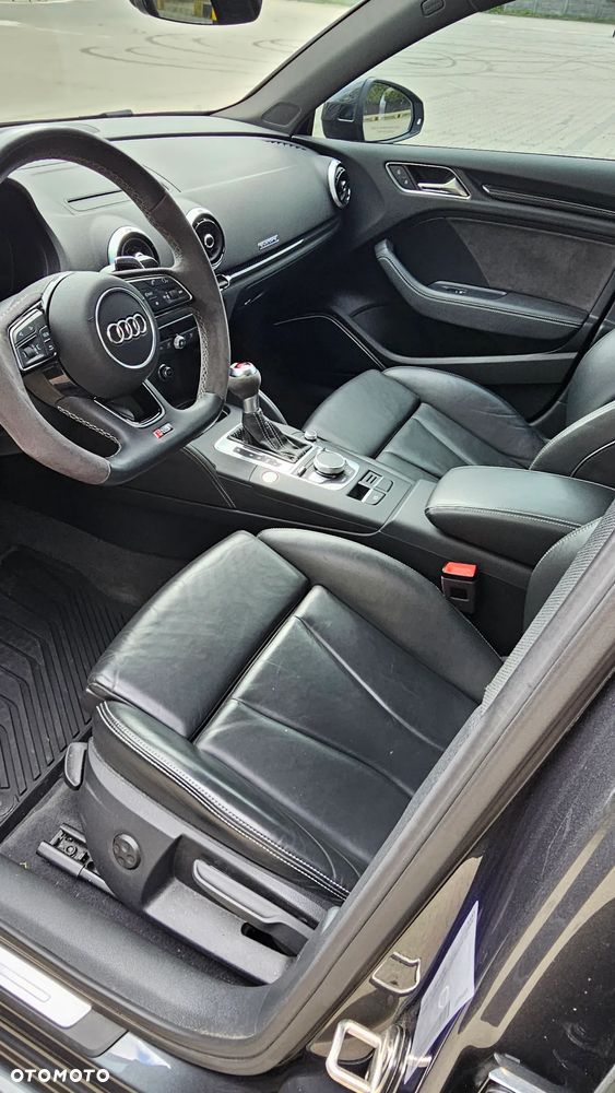 Audi RS3 Limousine - 20