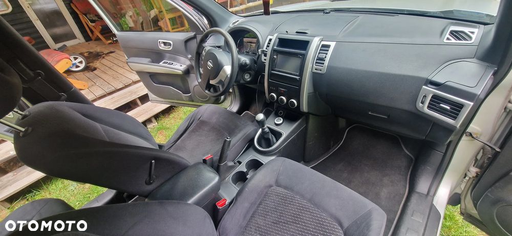 Nissan X-Trail 2.0 dCi SE - 12