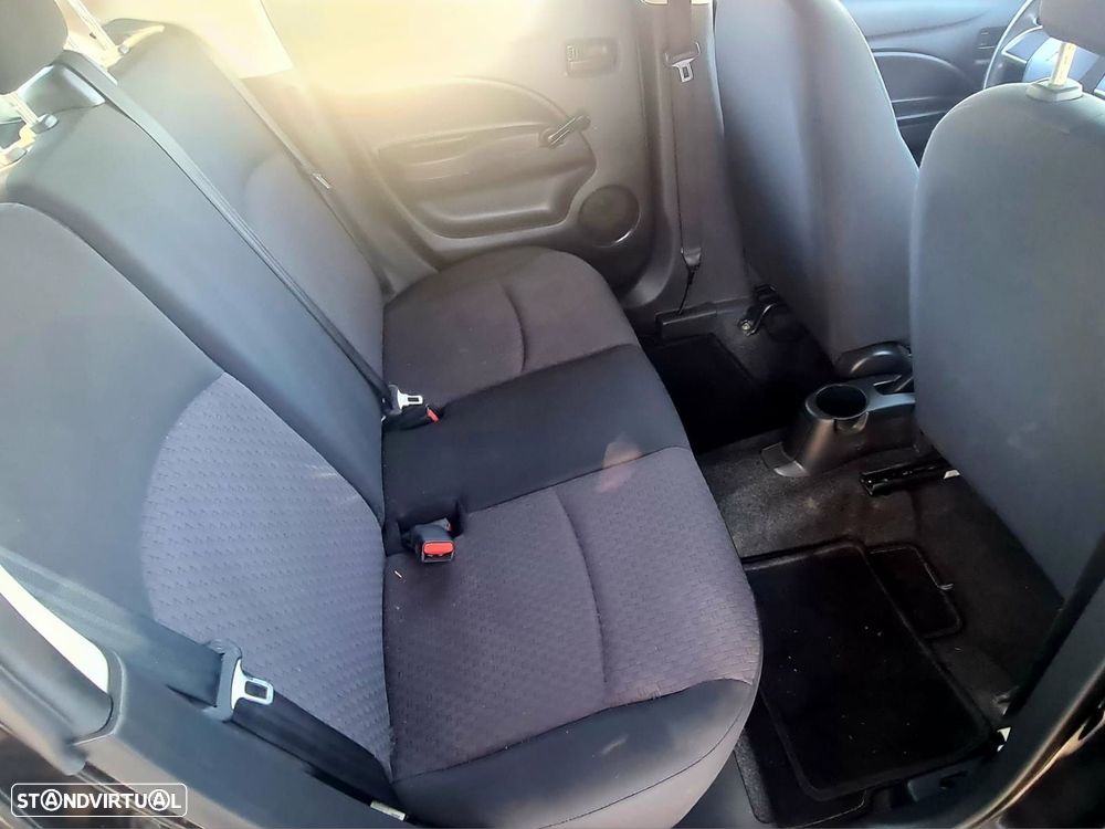 Mitsubishi Space Star 1.2 Intense - 12