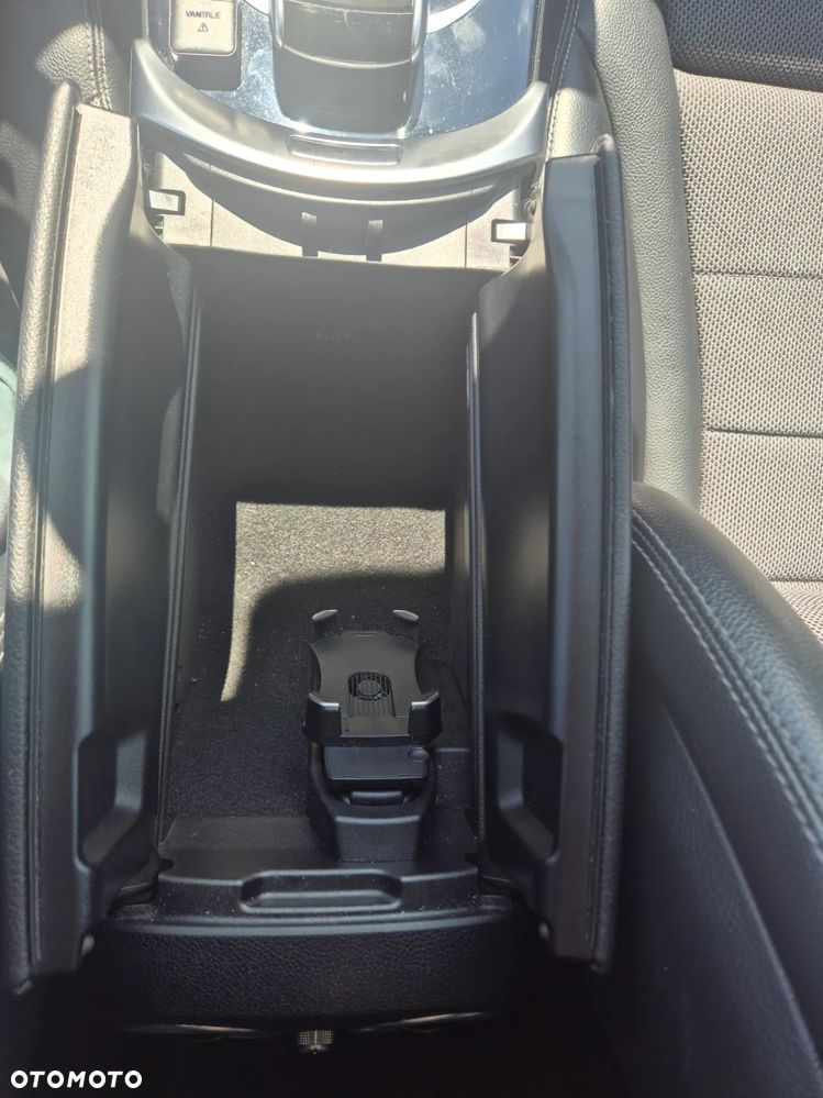 Mercedes-Benz Klasa C 220 d 4-Matic 7G-TRONIC - 15
