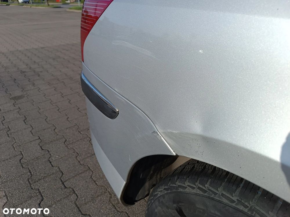 Peugeot 407 HDi 135 Premium - 12