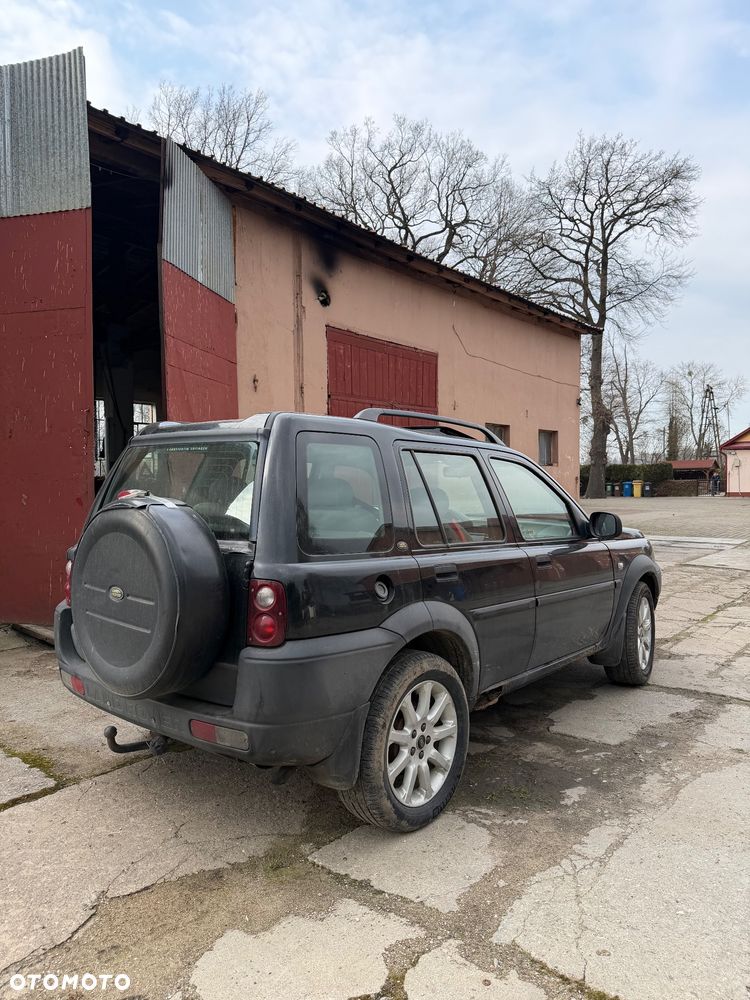 Land Rover Freelander 2.0 D - 3