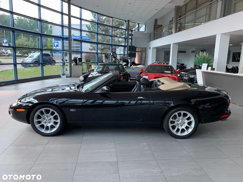 Jaguar XK8 - 6