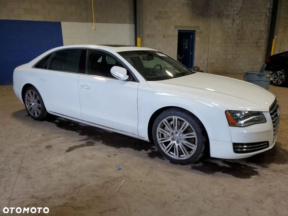 Audi A8 4.2 FSI L Quattro - 11