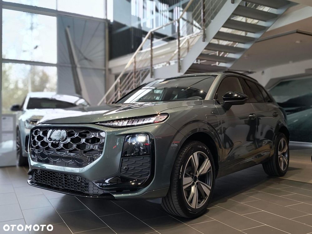 Audi Q3 - 1