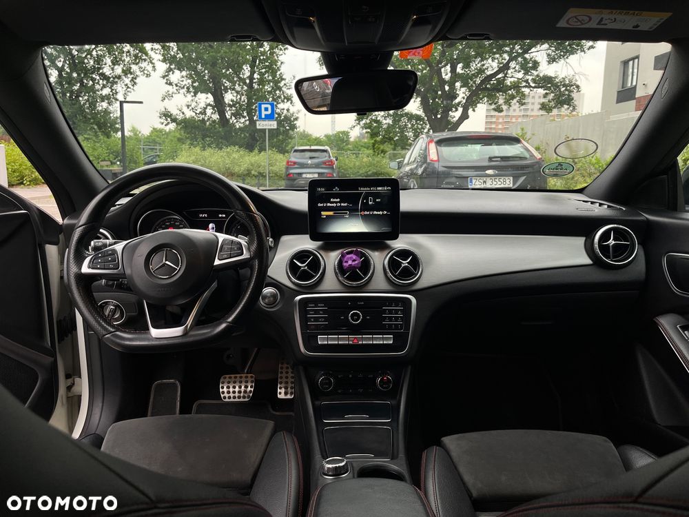 Mercedes-Benz CLA 200 7G-DCT AMG Line - 21