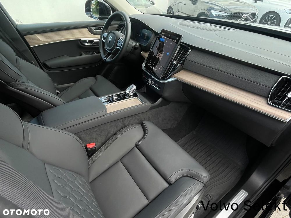 Volvo XC 90 B5 B AWD Plus Bright 7os - 24