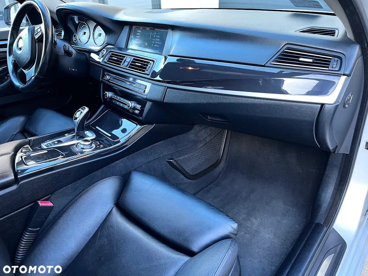 BMW Seria 5 520d - 19