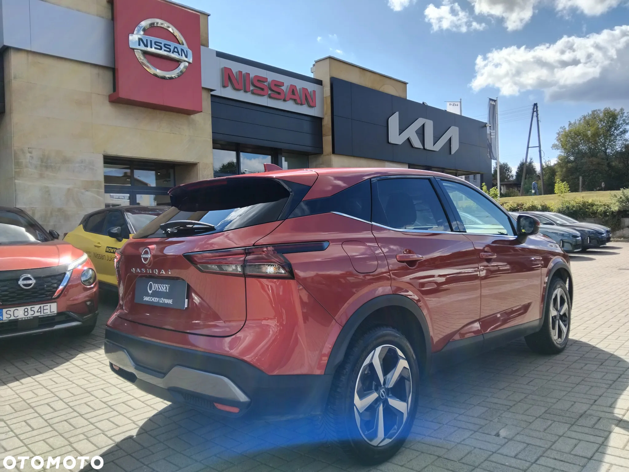 Nissan Qashqai 1.3 DIG-T mHEV N-Connecta Xtronic - 4